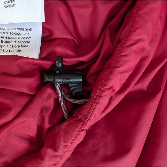 Mountain Hardwear Men's Red Insulated Puffer Jacket, size M - Picture 5 of 7